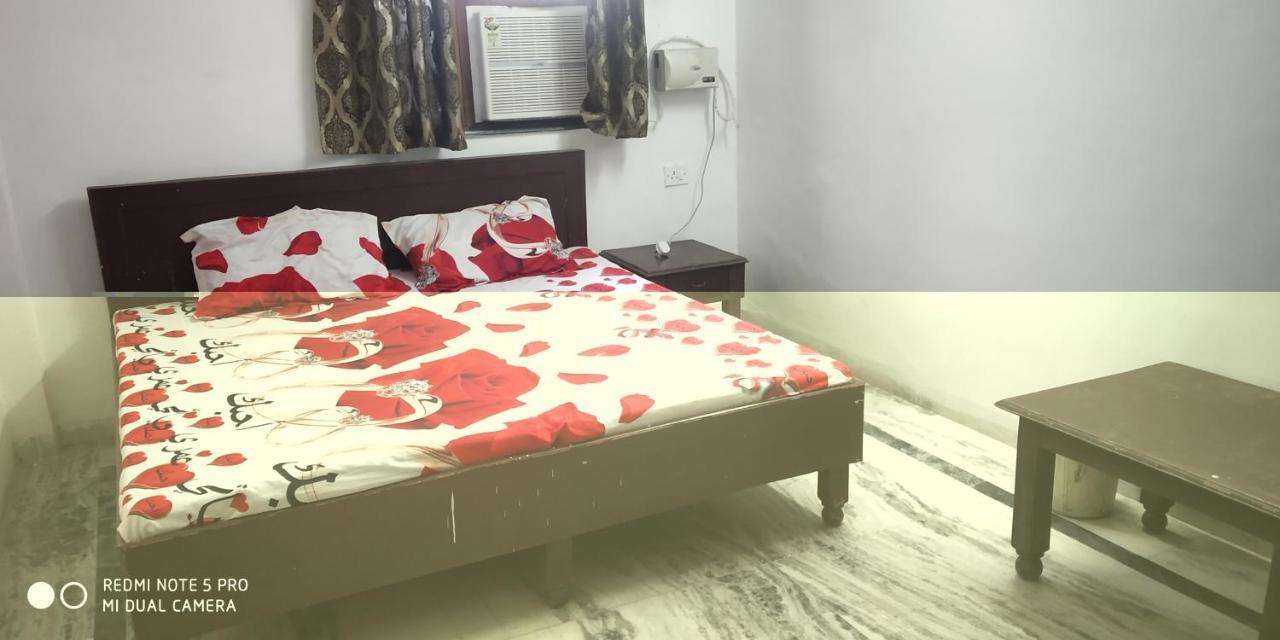 Radhanath Sewa Ashram Guest house
